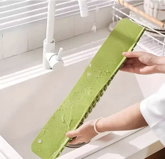 Splash Guard For Kitchen Sink & Countertop
